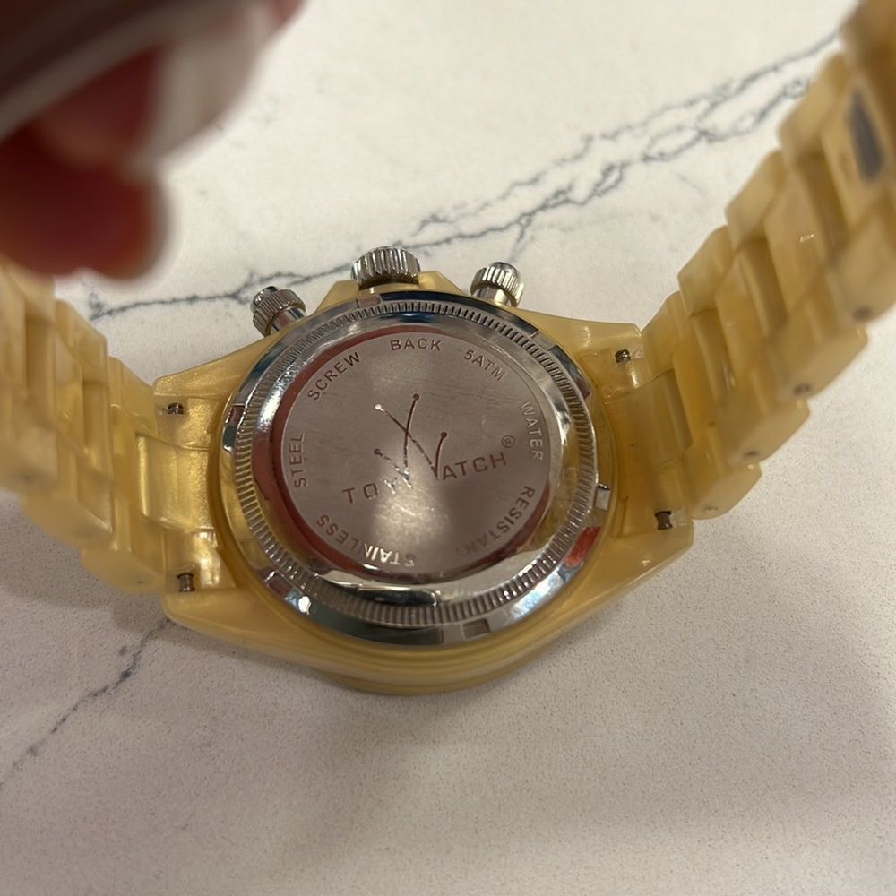 Watch   - Picture 4 of 5